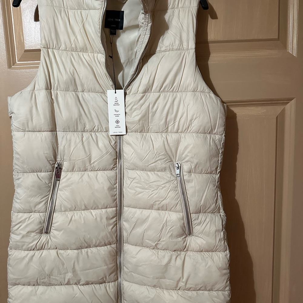 Love Tree Off-White Puffer Vest